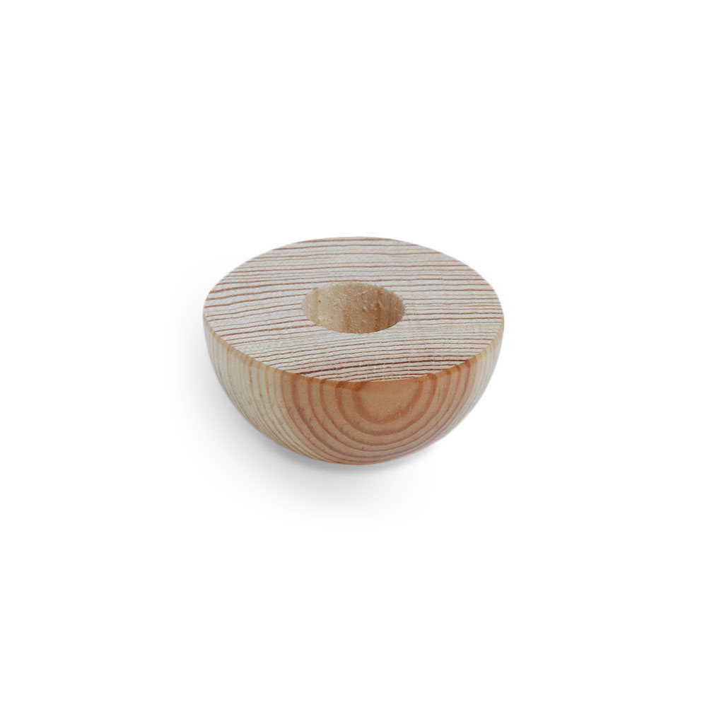 Remate de pino natural semirredondo para pasamanos de madera de Ø 40 a 50 mm, con anillos de crecimiento y taladro