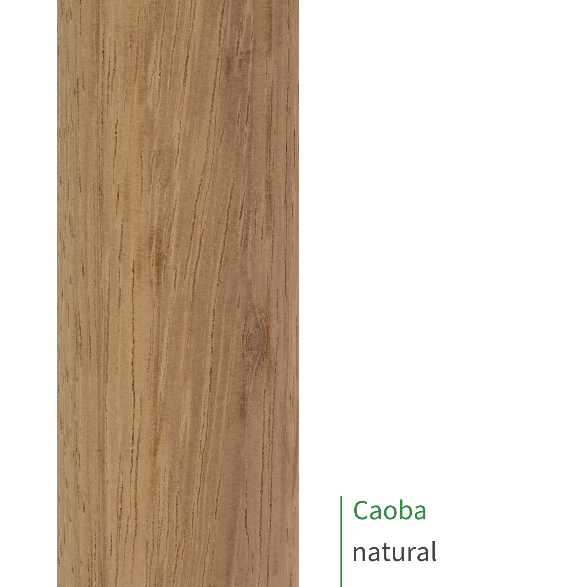 Muestra de pasamanos de caoba sin tratar, veteado marrón claro con vetas finas, rótulo «Caoba natural»