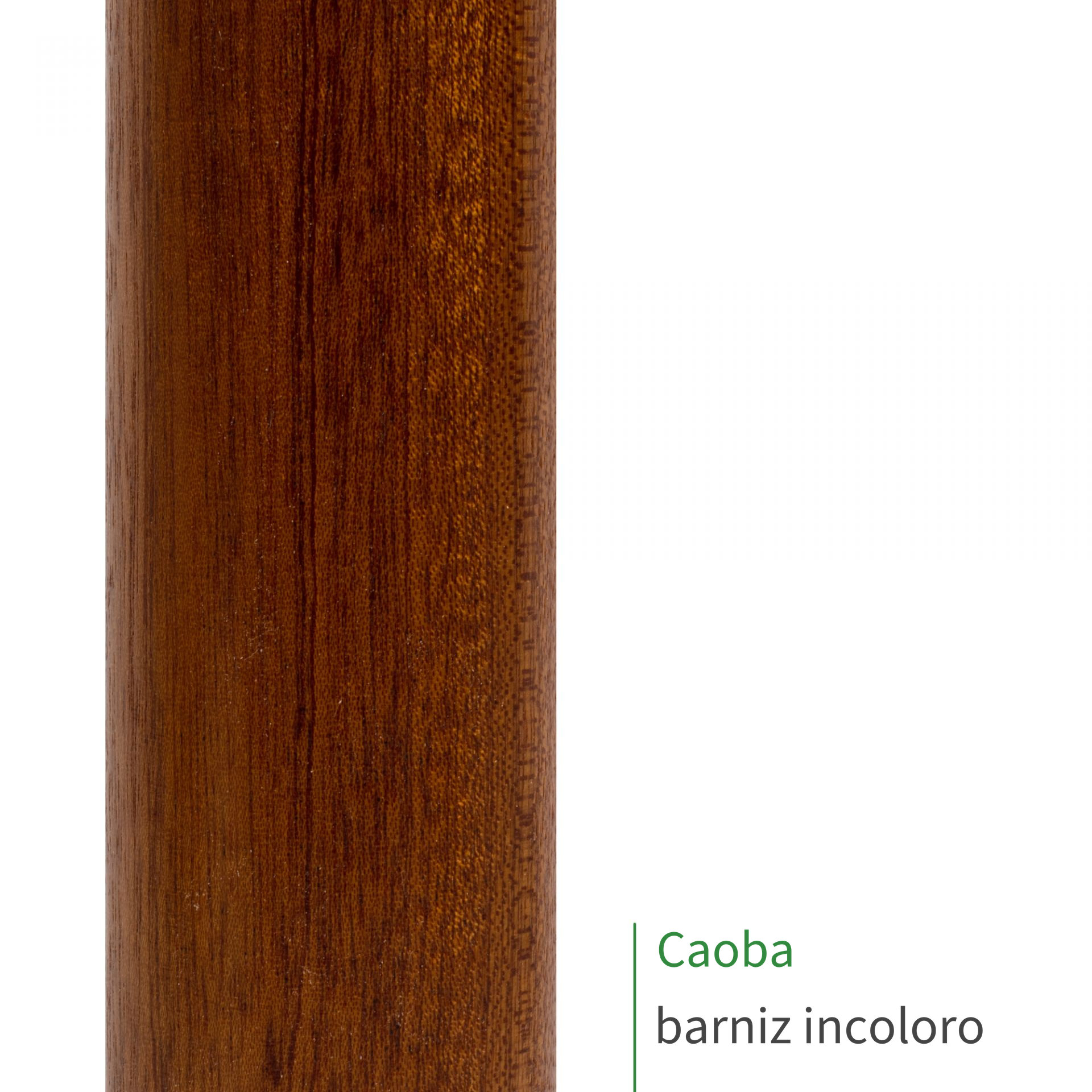 Muestra de pasamanos de caoba con barniz incoloro, veteado marrón rojizo brillante, rótulo «Caoba barniz incoloro»