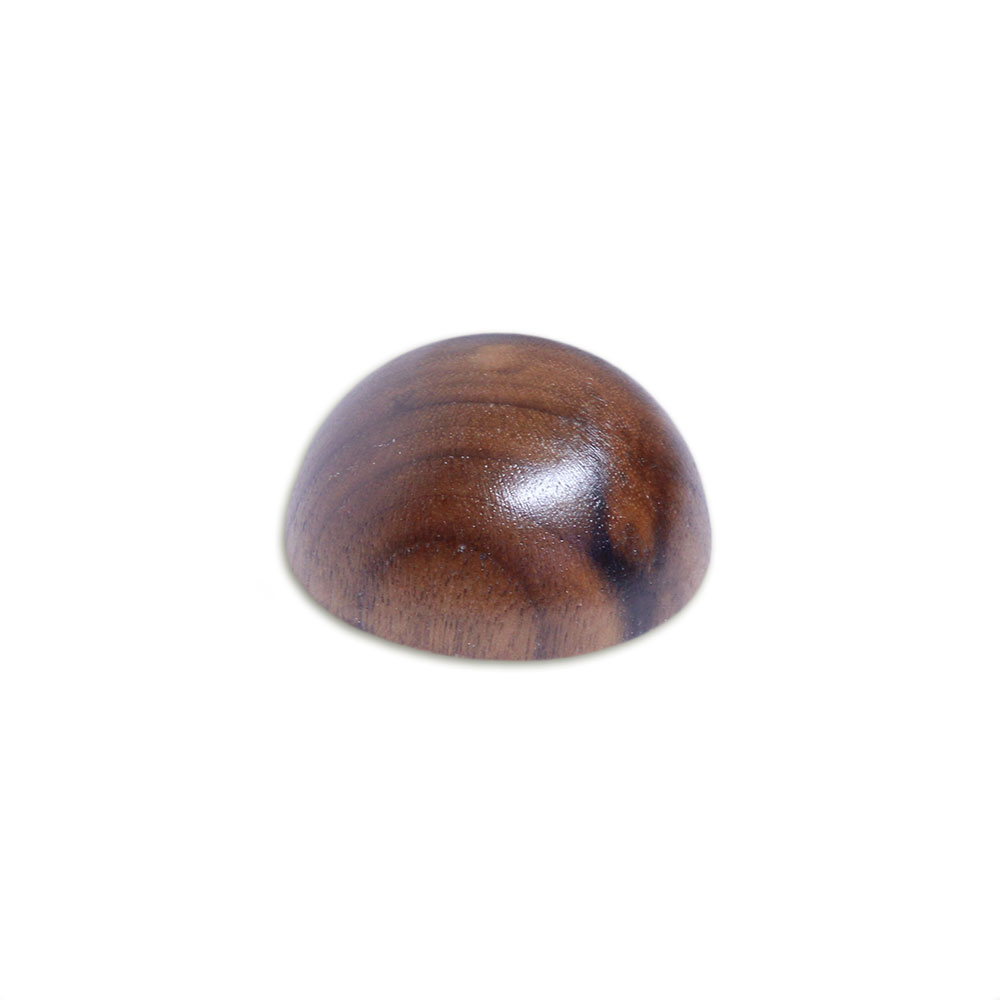Remate semiesférico de nogal para pasamanos de madera, semiesfera marrón oscuro con veteado, sobre fondo blanco