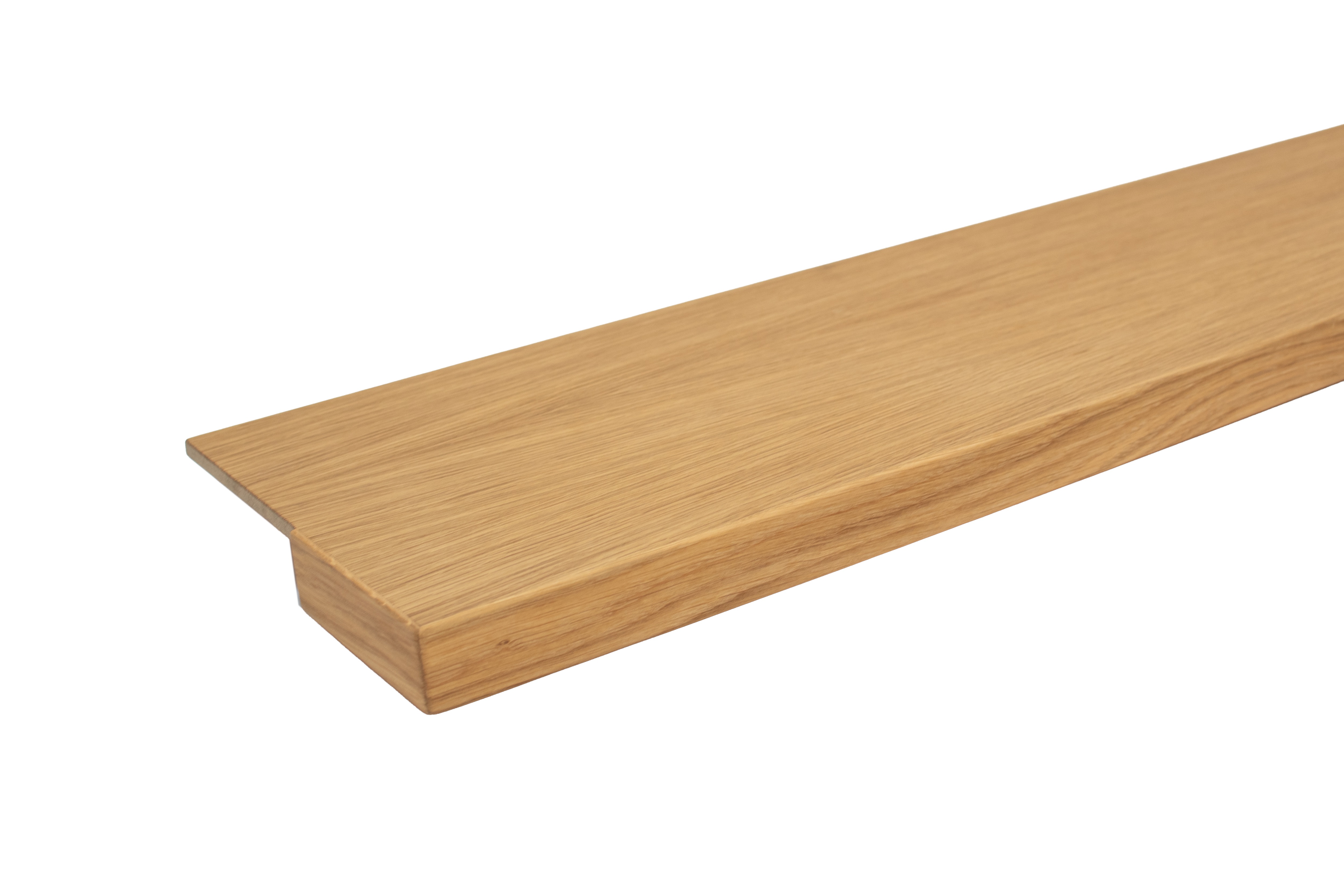 Alféizar de renovación de roble natural, detalle del canto frontal reforzado en perfil angular, madera maciza, sin laterales